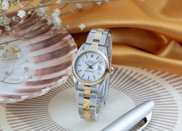 Rolex Lady-Datejust 79173 (Onbekend (willekeurig serienummer)) - Wit wijzerplaat 26mm Goud/Staal