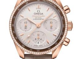 Omega Speedmaster 324.68.38.50.02.003 (2026) - Beige wijzerplaat 38mm Roségoud