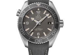 Omega Seamaster Planet Ocean 215.32.44.21.01.002 (2025) - Green dial 44 mm Steel case