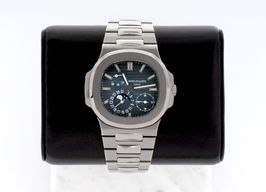 Patek Philippe Nautilus 5712/1A-001 (2013) - Blue dial 40 mm Steel case