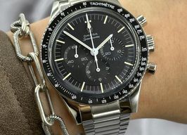 Omega Speedmaster 311.30.40.30.01.001 (2024) - Black dial 40 mm Steel case