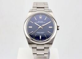 Rolex Oyster Perpetual 39 114300 (2020) - Blauw wijzerplaat 39mm Staal