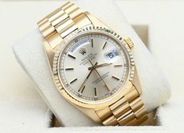 Rolex Day-Date 36 18238 (1989) - Champagne dial 36 mm Yellow Gold case