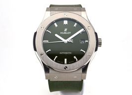 Hublot Classic Fusion 511.NX.8970.RX (2023) - Groen wijzerplaat 45mm Titanium