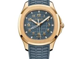 Patek Philippe Aquanaut 5269R-001 (2024) - Blue dial 39 mm Rose Gold case