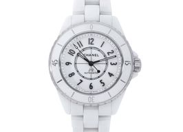 Chanel J12 H5699 (2024) - White dial 33 mm Ceramic case