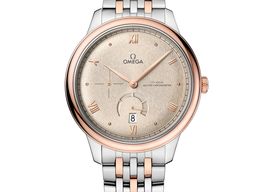 Omega De Ville 434.20.41.21.09.001 (2025) - Beige wijzerplaat 41mm Goud/Staal