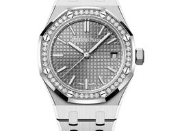 Audemars Piguet Royal Oak Selfwinding 15551ST.ZZ.1356ST.03 (2025) - Grey dial 37 mm Steel case