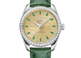 Omega Seamaster Aqua Terra 220.58.38.20.99.008 (2025) - Pink dial 38 mm White Gold case