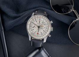 Breitling Navitimer World A2432212/G571 -