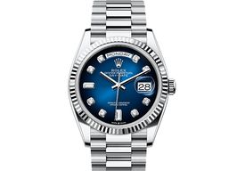 Rolex Day-Date 36 128236 (2025) - Blauw wijzerplaat 36mm Platina