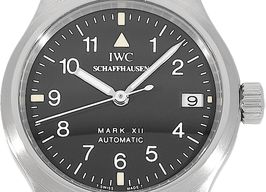 IWC Pilot Mark IW442101 (1997) - Zwart wijzerplaat 28mm Staal