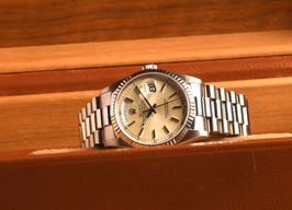 Rolex Day-Date 36 18239 (1990) - Zilver wijzerplaat 36mm Witgoud