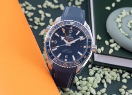 Omega Seamaster Planet Ocean 232.32.44.22.03.001 (Onbekend (willekeurig serienummer)) - Blauw wijzerplaat 44mm Staal