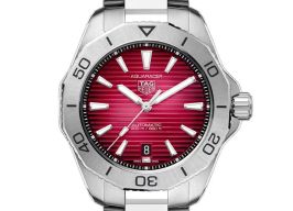 TAG Heuer Aquaracer WBP2114.BA0627 (2024) - Rood wijzerplaat 40mm Staal