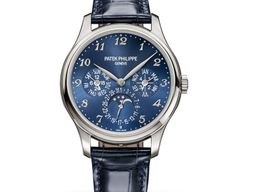 Patek Philippe Perpetual Calendar 5327G-001 (2025) - Blue dial 39 mm White Gold case