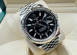 Rolex Sky-Dweller 326934 (2022) - Black dial 42 mm Steel case