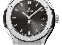 Hublot Classic Fusion Racing Grey 581.NX.7071.RX (2026) - Grijs wijzerplaat 33mm Titanium