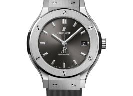 Hublot Classic Fusion Racing Grey 565.NX.7071.RX (2025) - Grey dial 38 mm Titanium case