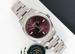 Rolex Oyster Perpetual 39 114300 (2016) - Rood wijzerplaat 39mm Staal
