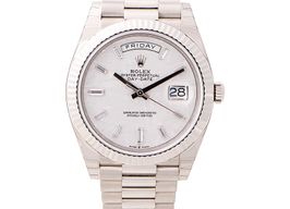 Rolex Day-Date 40 228239 (2018) - Silver dial 40 mm White Gold case
