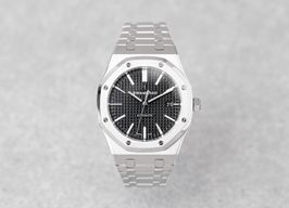 Audemars Piguet Royal Oak Selfwinding 15400ST.OO.1220ST.01 (2018) - Zwart wijzerplaat 41mm Staal