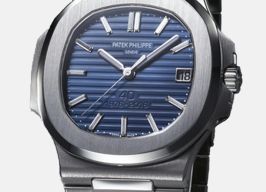 Patek Philippe Nautilus 5711/1P-011 (2025) - Blue dial 40 mm Platinum case