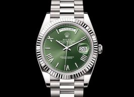 Rolex Day-Date 40 228239 (2024) - Green dial 40 mm White Gold case