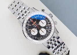 Breitling Navitimer 01 AB0121 (2021) - 43 mm Steel case
