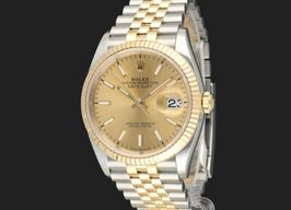 Rolex Datejust 36 126233 (2022) - Champagne dial 36 mm Gold/Steel case