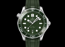 Omega Seamaster Diver 300 M 210.32.42.20.10.001 (2024) - Green dial 42 mm Steel case