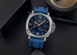 Panerai Luminor Due PAM00964 (Unknown (random serial)) - Blue dial 45 mm Titanium case