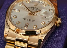 Rolex Day-Date 36 118205 (2003) - Silver dial 36 mm Rose Gold case
