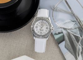 Breitling Wings Lady A67350 (2001) - White dial 31 mm Steel case