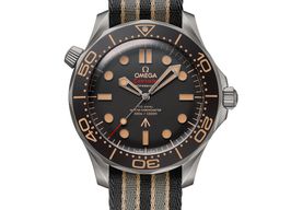 Omega Seamaster Diver 300 M 210.92.42.20.01.001 (2025) - Brown dial 42 mm Titanium case
