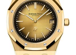 Audemars Piguet Royal Oak Jumbo 16202BA.OO.1240BA.02 (2024) - Champagne dial 39 mm Yellow Gold case