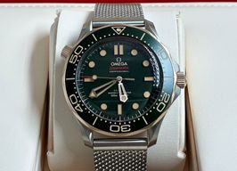 Omega Seamaster Diver 300 M 210.90.42.20.10.001 (2025) - Green dial 42 mm Titanium case