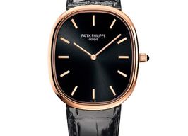 Patek Philippe Golden Ellipse 5738R-001 (2024) - Black dial 35 mm Rose Gold case