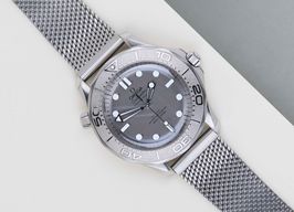 Omega Seamaster Diver 300 M 210.30.42.20.06.002 (2025) - Grey dial 42 mm Steel case