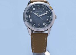 Patek Philippe Calatrava 5226G-001 -
