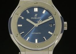 Hublot Classic Fusion Blue 565.NX.7170.LR (2020) - Onbekend wijzerplaat 38mm Titanium