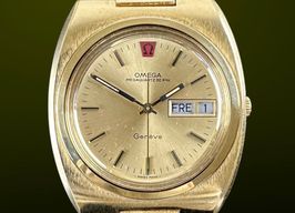 Omega Genève 196.0033 (1973) - Gold dial 44 mm Steel case