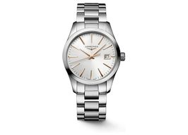 Longines Conquest Classic L2.386.4.72.6 (2026) - Silver dial 34 mm Steel case