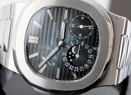 Patek Philippe Nautilus 5712/1A-001 (2011) - Blue dial 40 mm Steel case