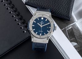 Hublot Classic Fusion Blue 542.NX.7170.LR (Unknown (random serial)) - Blue dial 42 mm Titanium case