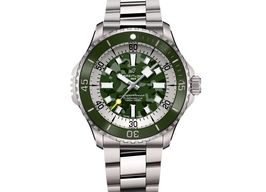 Breitling Superocean 46 E10379D31L1E1 (2025) - Green dial 47 mm Titanium case