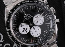 Omega Speedmaster Professional Moonwatch 310.30.42.50.01.004 (2026) - Black dial 42 mm Steel case