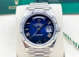 Rolex Day-Date 40 228239 (2024) - Blue dial 40 mm White Gold case