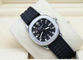 Patek Philippe Aquanaut 4960 -