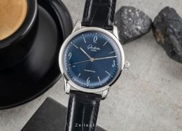 Glashütte Original Sixties 1-39-52-06-02-04 (2024) - Blauw wijzerplaat 39mm Staal